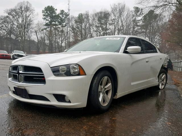 2C3CDXHG3EH314180 - 2014 DODGE CHARGER SX WHITE photo 2