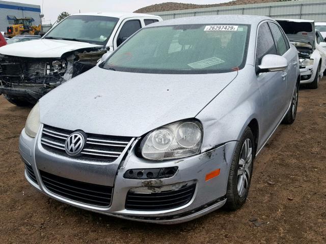 3VWRF71KX6M677025 - 2006 VOLKSWAGEN JETTA 2.5 SILVER photo 2