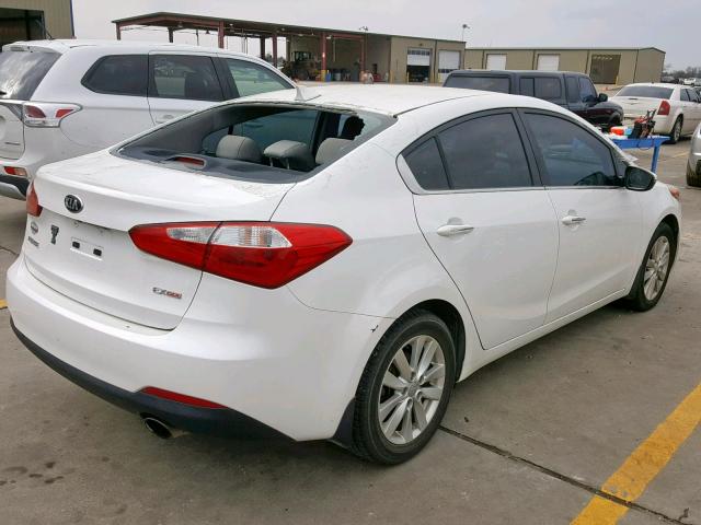 KNAFX4A86E5103528 - 2014 KIA FORTE EX WHITE photo 4