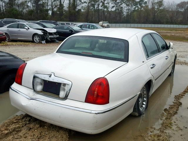 1LNHM83W71Y707262 - 2001 LINCOLN TOWN CAR C WHITE photo 4