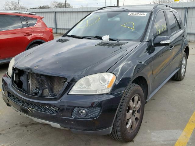 4JGBB86E16A101454 - 2006 MERCEDES-BENZ ML 350 BLACK photo 2