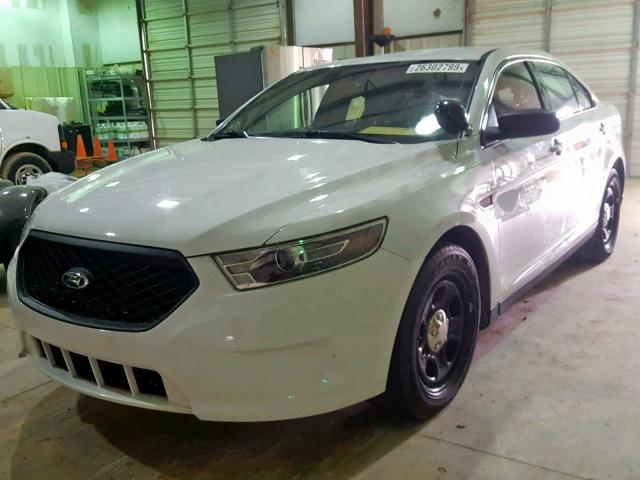 1FAHP2L80HG113404 - 2017 FORD TAURUS POL WHITE photo 2