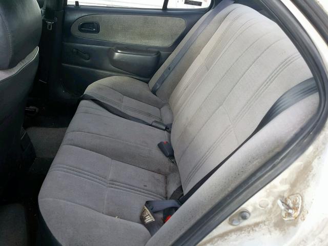 1Y1SK5267VZ457615 - 1997 GEO PRIZM BASE 白色 照片 6