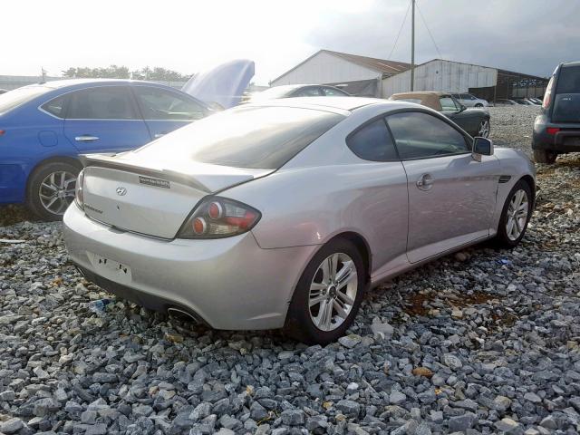 KMHHM66D78U286742 - 2008 HYUNDAI TIBURON GS SILVER photo 4