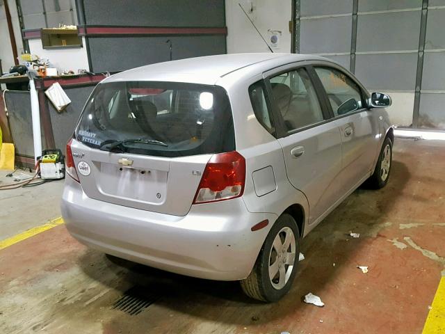 KL1TD66677B789706 - 2007 CHEVROLET AVEO BASE Күміс фото 4