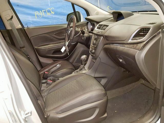 KL4CJASB7GB689607 - 2016 BUICK ENCORE SILVER photo 5