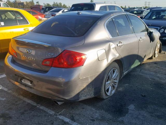 JN1CV6AP0DM305657 - 2013 INFINITI G37 BASE GRAY photo 4