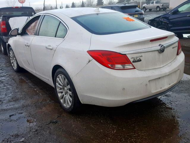 2G4GS5EK0C9133766 - 2012 BUICK REGAL PREM WHITE photo 3