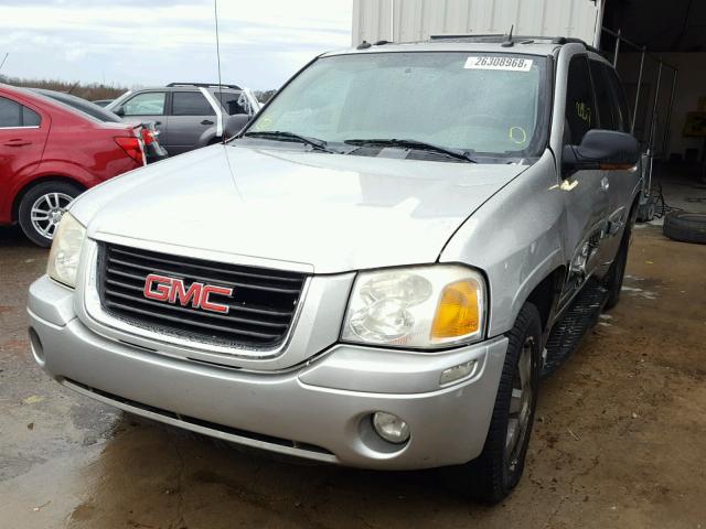 1GKDT13S042340372 - 2004 GMC ENVOY SILVER photo 2