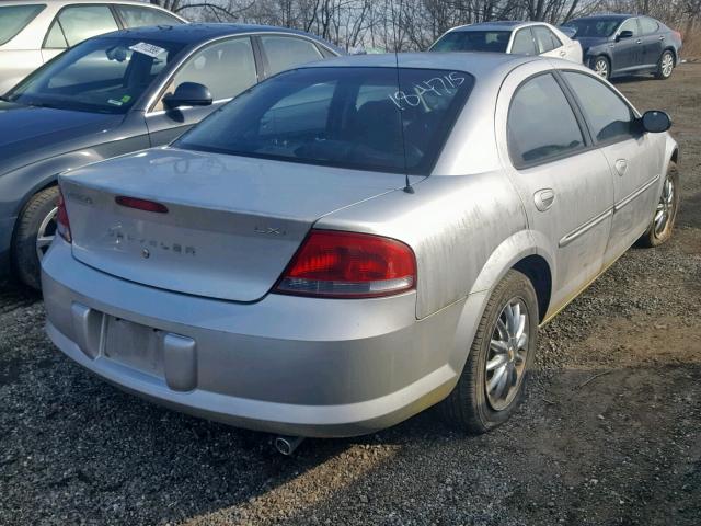 1C3AL56R92N189711 - 2002 CHRYSLER SEBRING LX GRAY photo 4