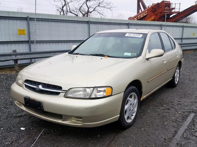 1N4DL01D9XC110828 - 1999 NISSAN ALTIMA XE BEIGE photo 2