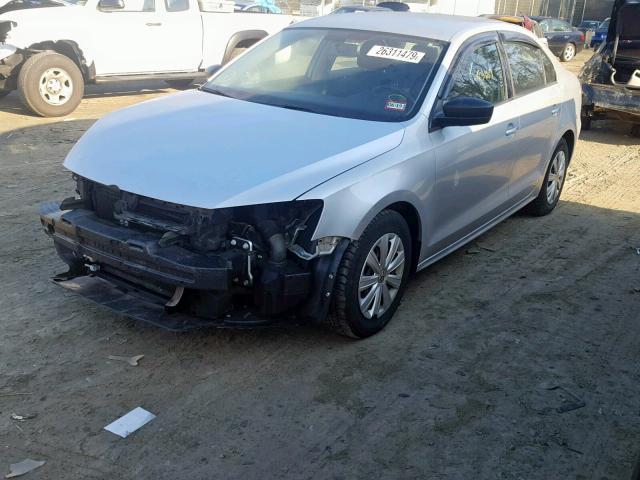 3VW1K7AJ2CM363106 - 2012 VOLKSWAGEN JETTA BASE 银色 照片 2