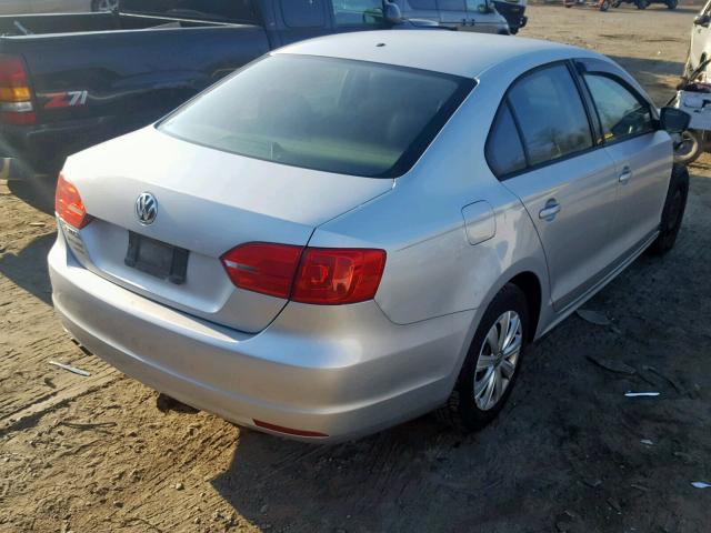 3VW1K7AJ2CM363106 - 2012 VOLKSWAGEN JETTA BASE 银色 照片 4