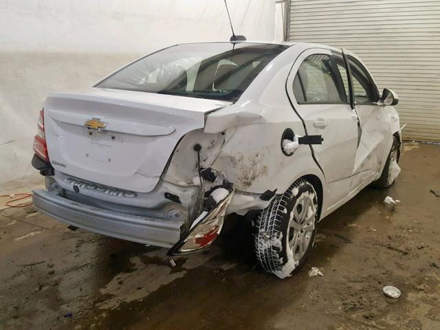 1G1JB5SG3H4142250 - 2017 CHEVROLET SONIC LS 白色 照片 4