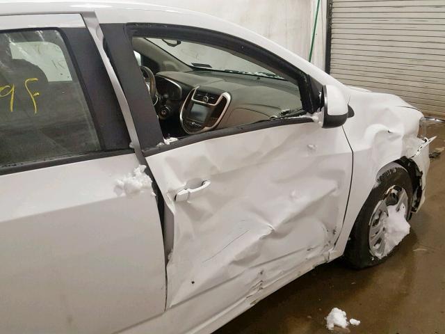 1G1JB5SG3H4142250 - 2017 CHEVROLET SONIC LS 白色 照片 9