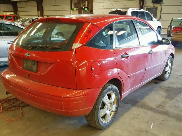 1FAFP37NX7W300747 - 2007 FORD FOCUS ZX5 RED photo 4