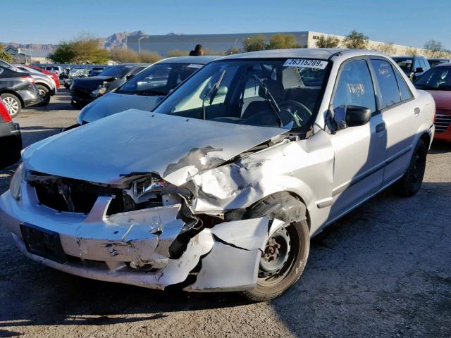 JM1BJ2228Y0232230 - 2000 MAZDA PROTEGE DX SILVER photo 2