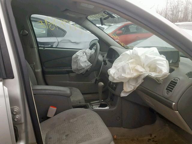 1G1ZS68NX7F198705 - 2007 CHEVROLET MALIBU MAX ნაცრისფერი ფოტო 5