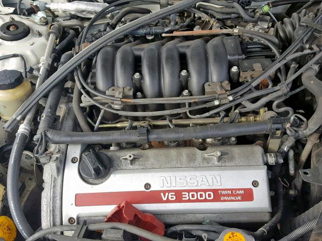 JN1CA31D51T830182 - 2001 NISSAN MAXIMA GXE WHITE photo 7