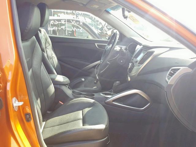 KMHTC6AD5FU219218 - 2015 HYUNDAI VELOSTER B ORANGE photo 5