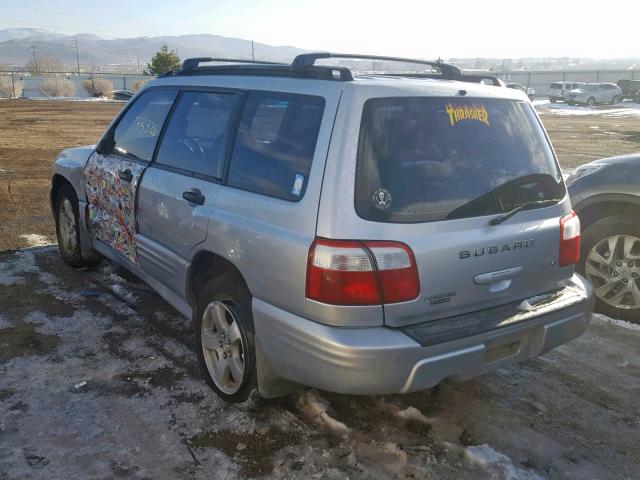 JF1SF65642H746517 - 2002 SUBARU FORESTER S SILVER photo 3