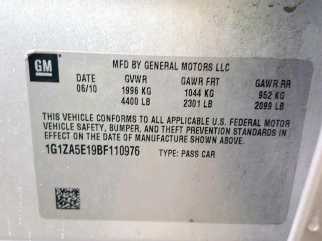1G1ZA5E19BF110976 - 2011 CHEVROLET MALIBU LS SILVER photo 10