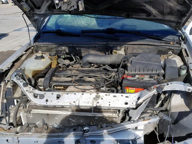 3FAFP31361R216281 - 2001 FORD FOCUS ZX3 SILVER photo 7