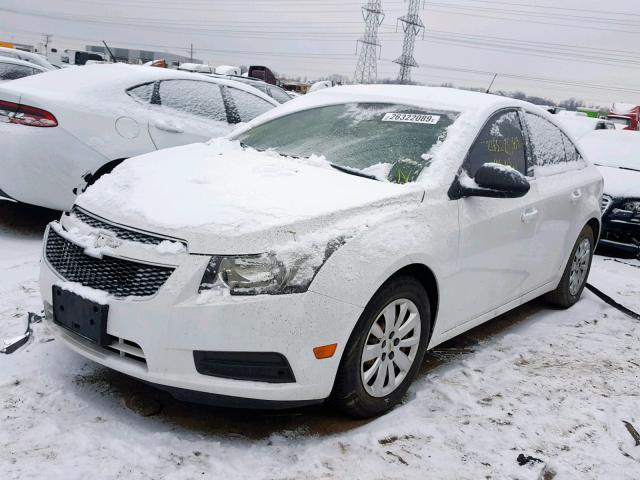 1G1PC5SH6B7144449 - 2011 CHEVROLET CRUZE LS WHITE photo 2