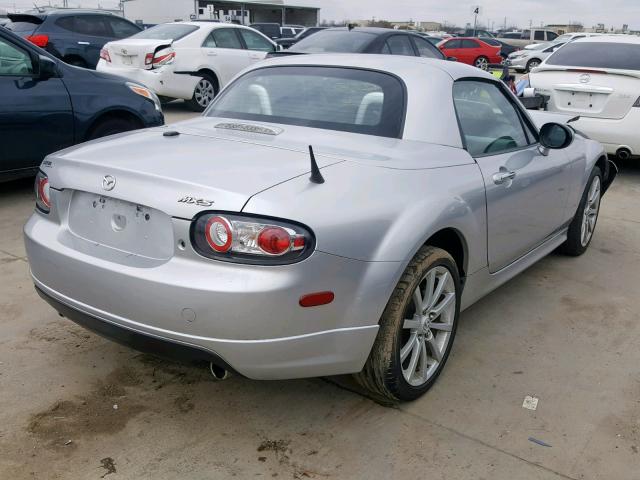 JM1NC26F980144517 - 2008 MAZDA MX-5 MIATA SILVER photo 4