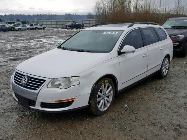 WVWMU93C07E067503 - 2007 VOLKSWAGEN PASSAT 3.6 WHITE photo 2