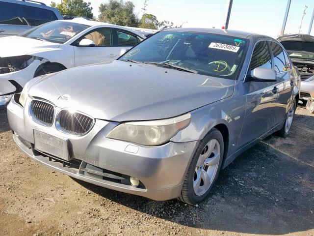 WBANE53596CK82221 - 2006 BMW 525 I GRAY photo 2