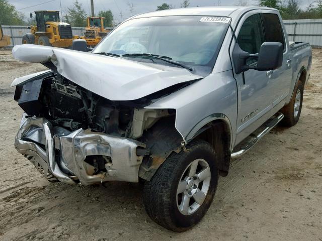 1N6BA07A66N551661 - 2006 NISSAN TITAN XE/S SILVER photo 2