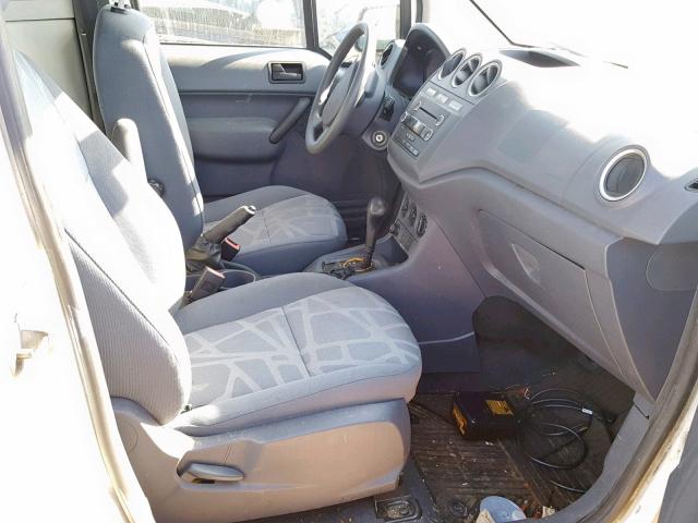 NM0LS7BN6DT139978 - 2013 FORD TRANSIT CO WHITE photo 5