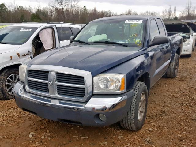 1D7HE42N75S229944 - 2005 DODGE DAKOTA SLT BLUE photo 2