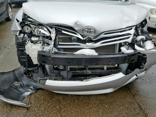 4T3ZA3BBXAU030866 - 2010 TOYOTA VENZA BASE SILVER photo 9