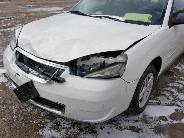 1G1ZS58F87F190329 - 2007 CHEVROLET MALIBU LS WHITE photo 9