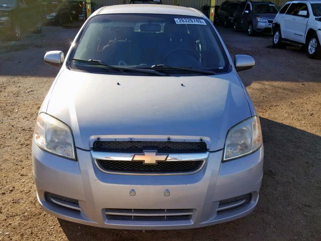 KL1TD5DE3AB050022 - 2010 CHEVROLET AVEO LS SILVER photo 9