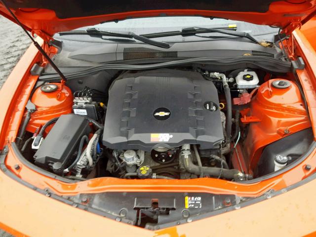 2G1FA1E32D9193806 - 2013 CHEVROLET CAMARO LS ORANGE photo 7