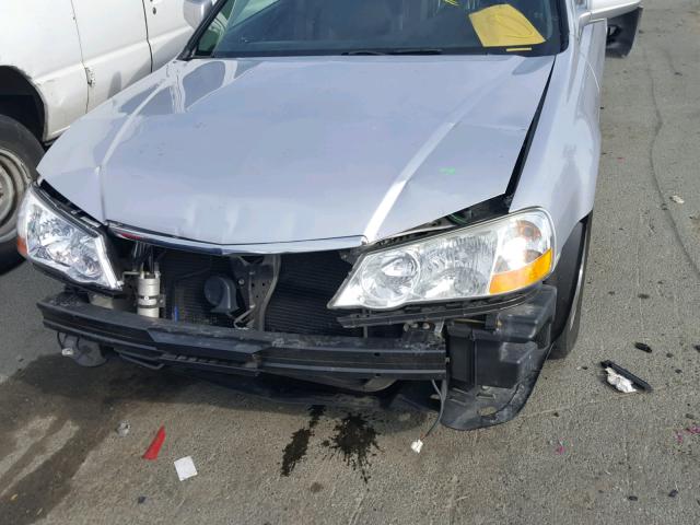 19UUA56613A011192 - 2003 ACURA 3.2TL SILVER photo 9