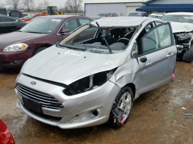 3FADP4EJ7FM115471 - 2015 FORD FIESTA SE SILVER photo 2