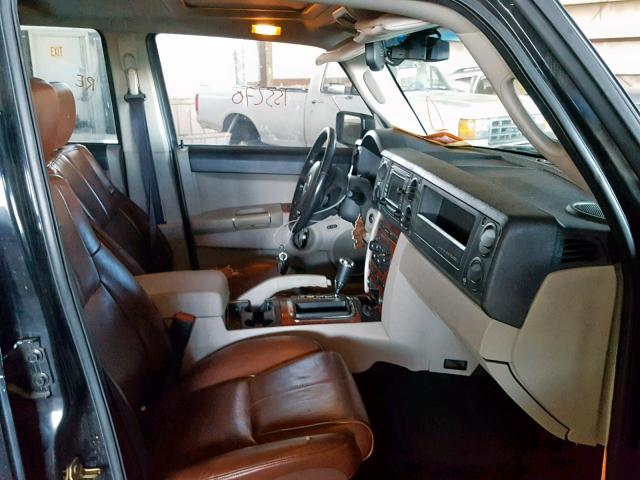 1J8HH58226C265307 - 2006 JEEP COMMANDER BLACK photo 5