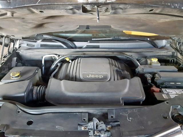 1J8HH58226C265307 - 2006 JEEP COMMANDER BLACK photo 7