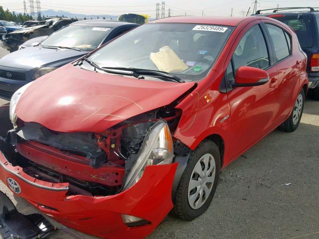 JTDKDTB37E1060963 - 2014 TOYOTA PRIUS C RED photo 2