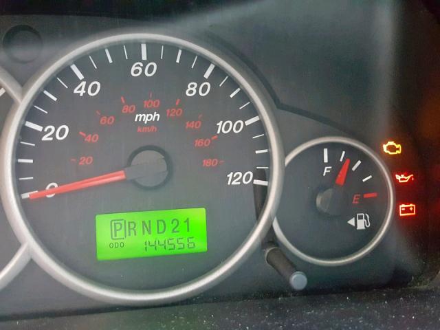 4F2YZ04155KM41761 - 2005 MAZDA TRIBUTE S GRAY photo 8