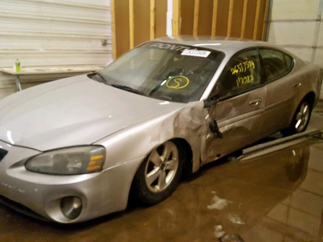2G2WP552261127119 - 2006 PONTIAC GRAND PRIX SILVER photo 9