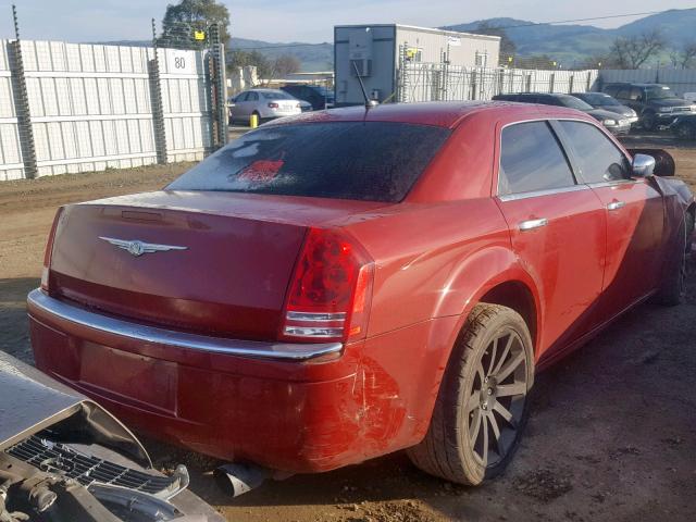 2C3KA63H48H158928 - 2008 CHRYSLER 300C RED photo 4