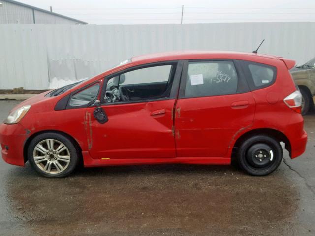 JHMGE88439S011595 - 2009 HONDA FIT SPORT RED photo 9