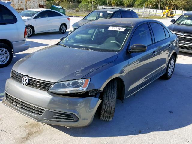 3VW1K7AJ6CM377414 - 2012 VOLKSWAGEN JETTA BASE GRAY photo 2