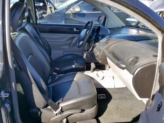 3VWCD21C81M444390 - 2001 VOLKSWAGEN NEW BEETLE Schwarz Foto 5