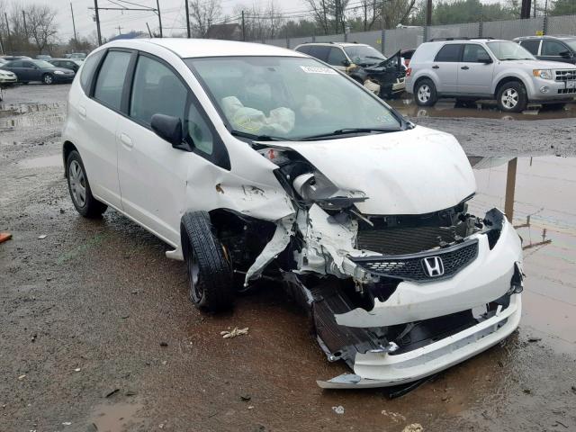 JHMGE88269S069876 - 2009 HONDA FIT WHITE photo 1